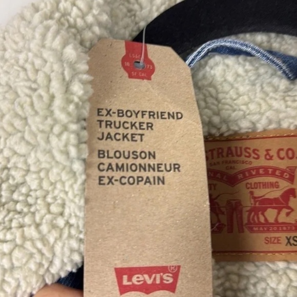 Levi's Ex-Boyfriend Sherpa Trucker Jacket Size Extra Small NEW - Picture 5 of 5